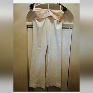 Stylish Cream Yoga Pants